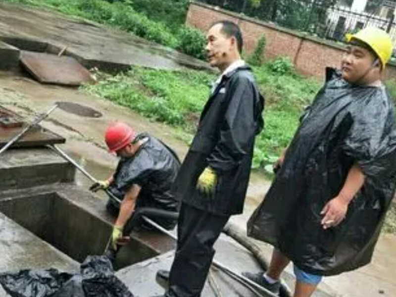 海盐市专业承包清理化粪池 东风车抽粪 高压清洗管道